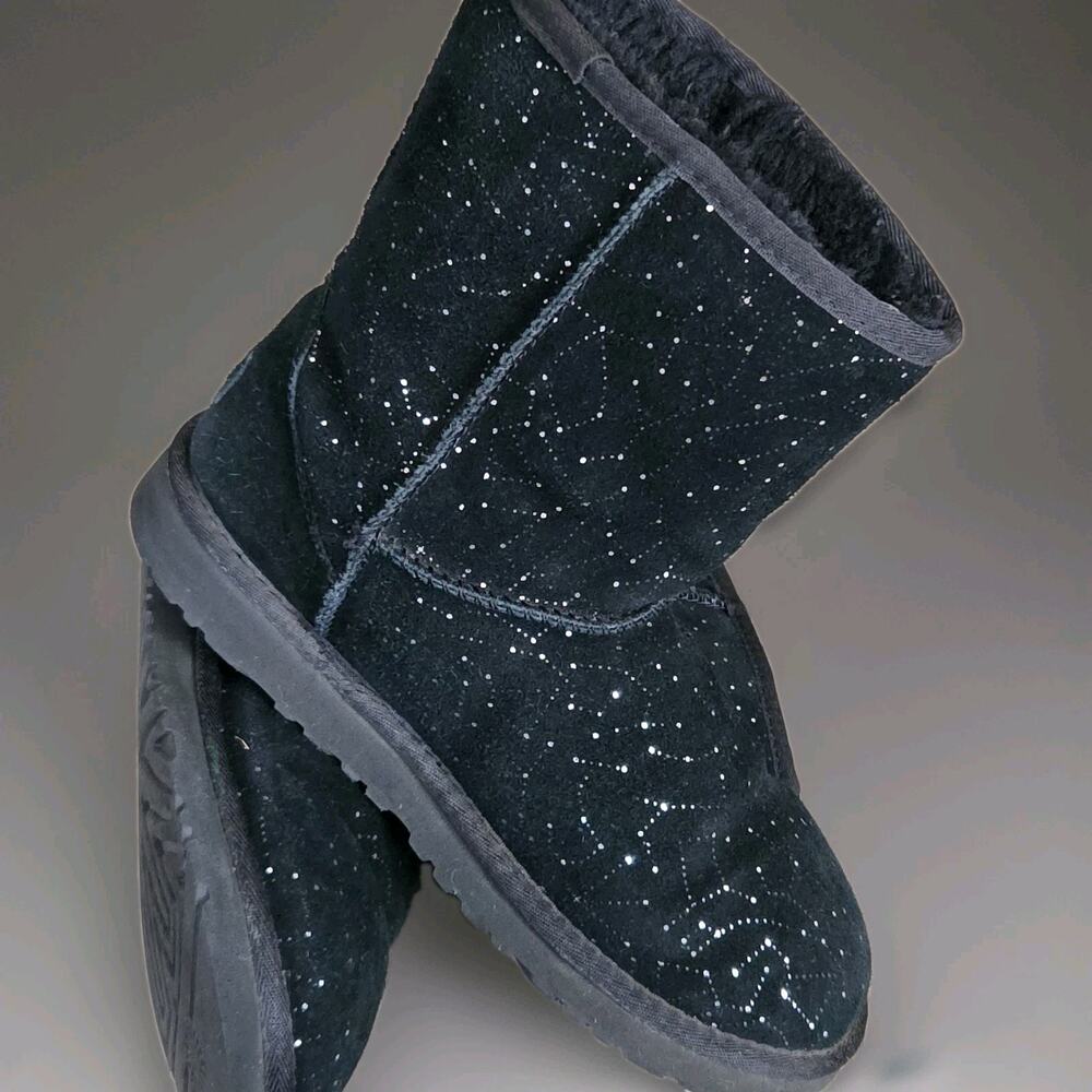 UGG Classic Short Women's US 6 Sparkle Dot Black Suede Shearling Boots